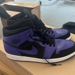 Nike air Jordan 1 Men's Sneakers in Black and Purple